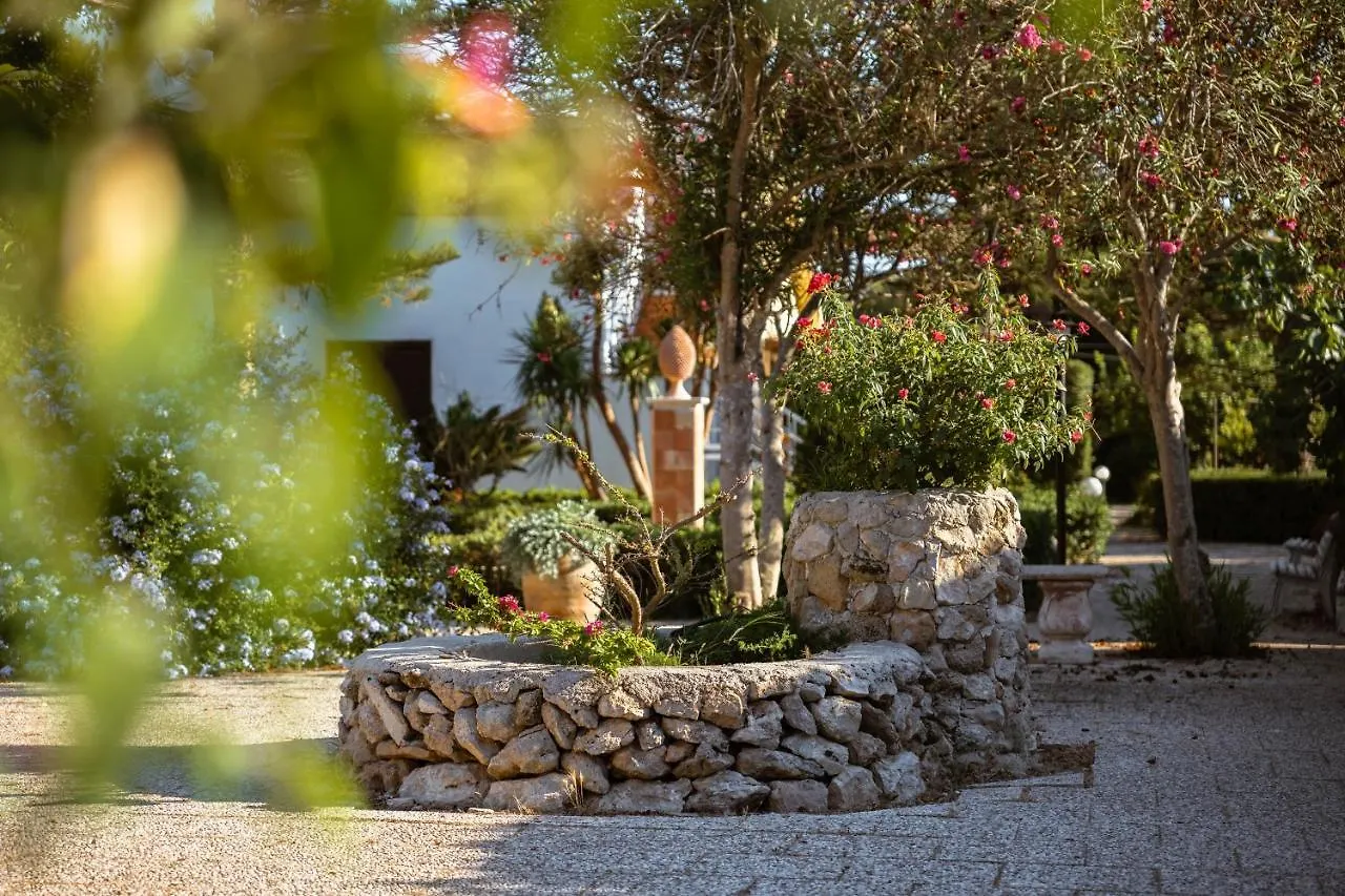 Apartamento Giardino Dell'Impossibile Di Antonino Campo Favignana 0*,