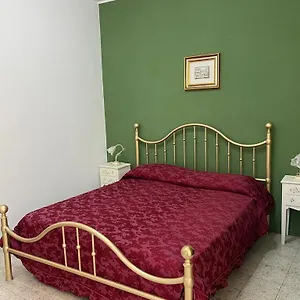 casa-eoliana.taorminaitalyhotels.com/