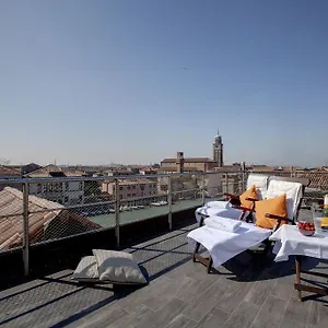 https://rivalonga-apartment.hotelslidodijesolo.com